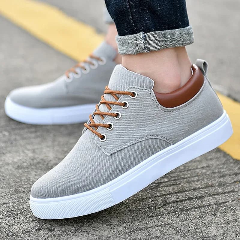 New Solid Color Women Men Comfortable Canvas Sneakers Fashion Casual Black High Quality Shoes