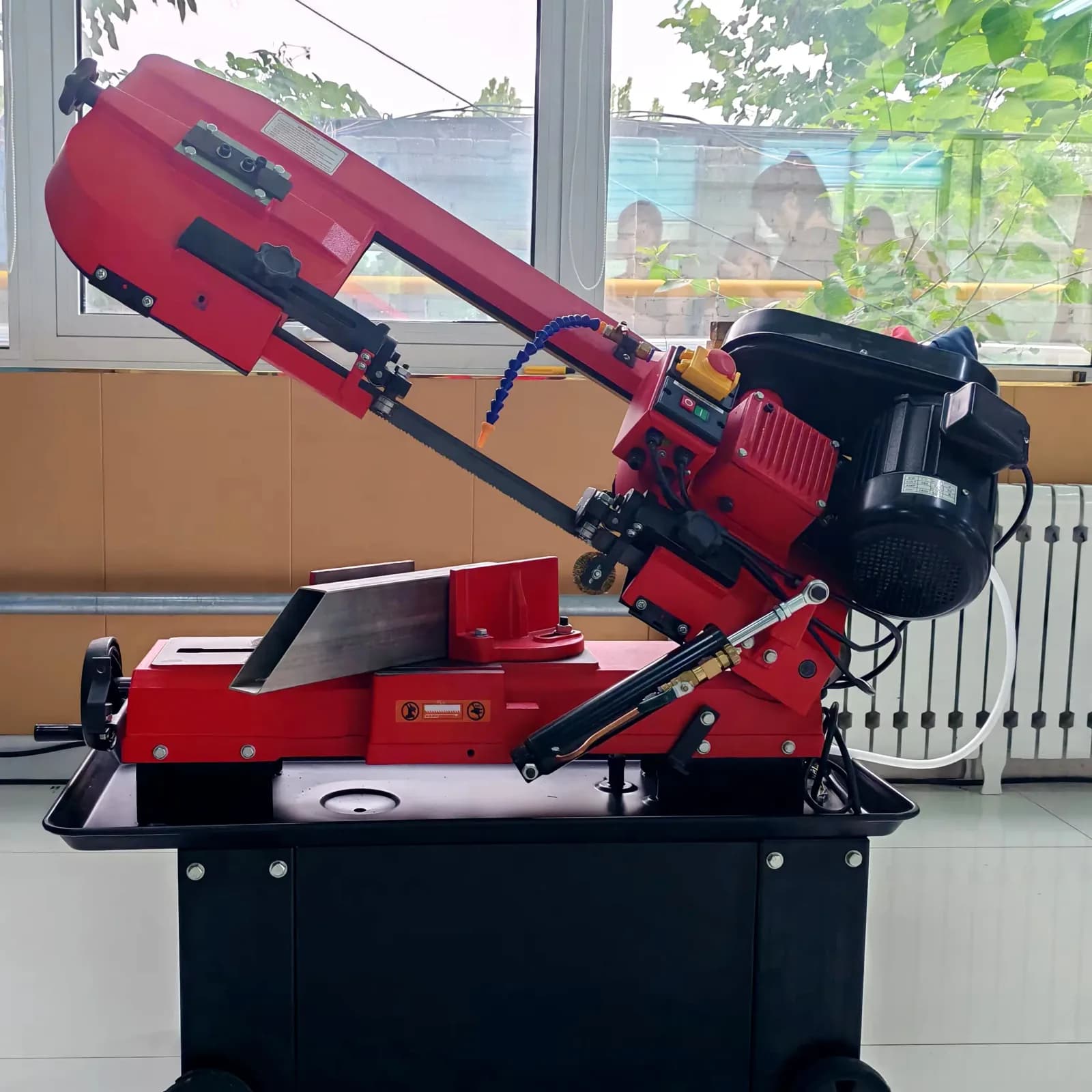 Ce 7" Swiveled Bow Miter Metal Band Saw Steel Tube Profile Angle Cold Saw Manual Semi Automatic Metal Cutting Band Saw Machine