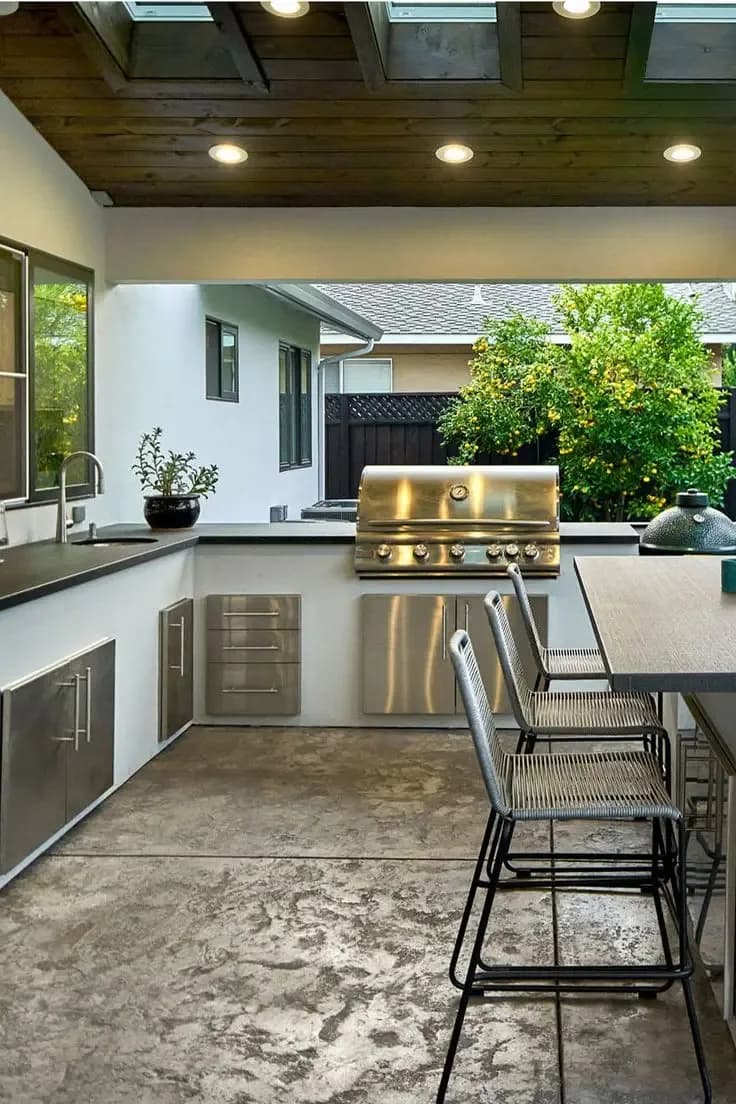 Artisan Luxury Outdoor Kitchen Cabinets With Built-in Grill &amp; Bar Counter For Patio