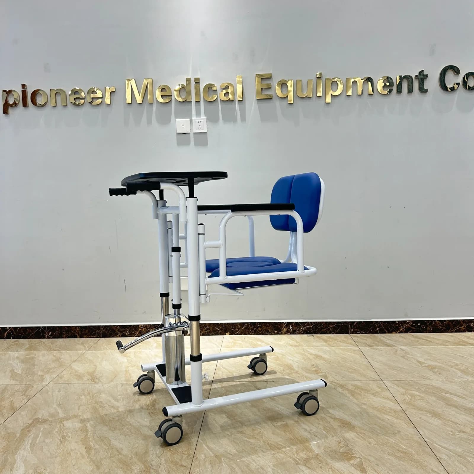Multi Functional Mobile Patient Transfer Device Enhances Auxiliary Patient Lifting And Transfer Device For Elderly Patients