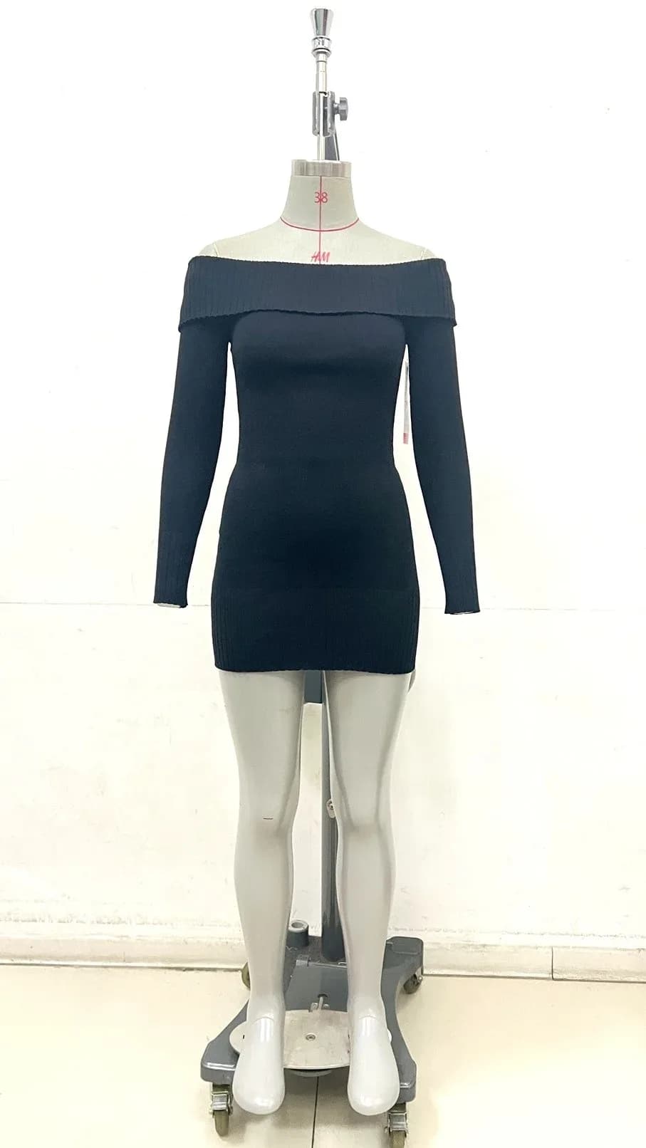 Sandy Off Shoulders Custom Oem &amp; Odm Women Long Sleeve High Quality Long Length Knitwear Knitted Sweater Dress